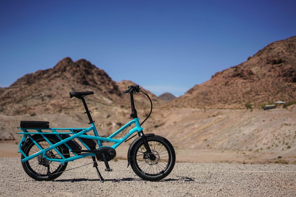 Vélo longtail bleu de la marque Tern